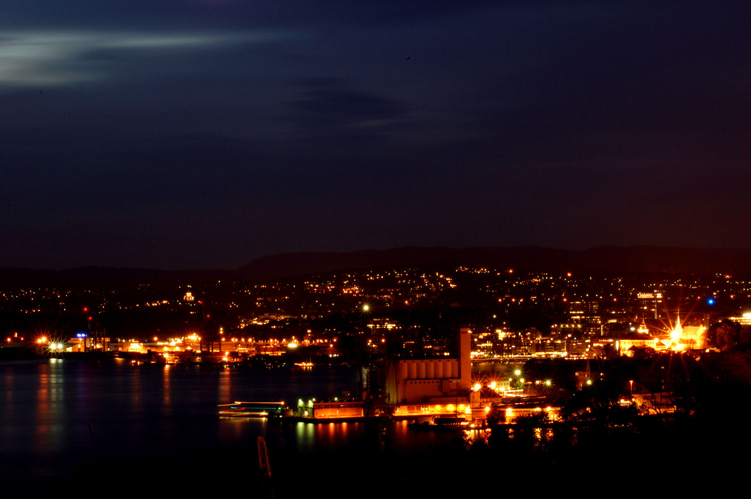 Oslo by Night. Photo: Pål Stagnes